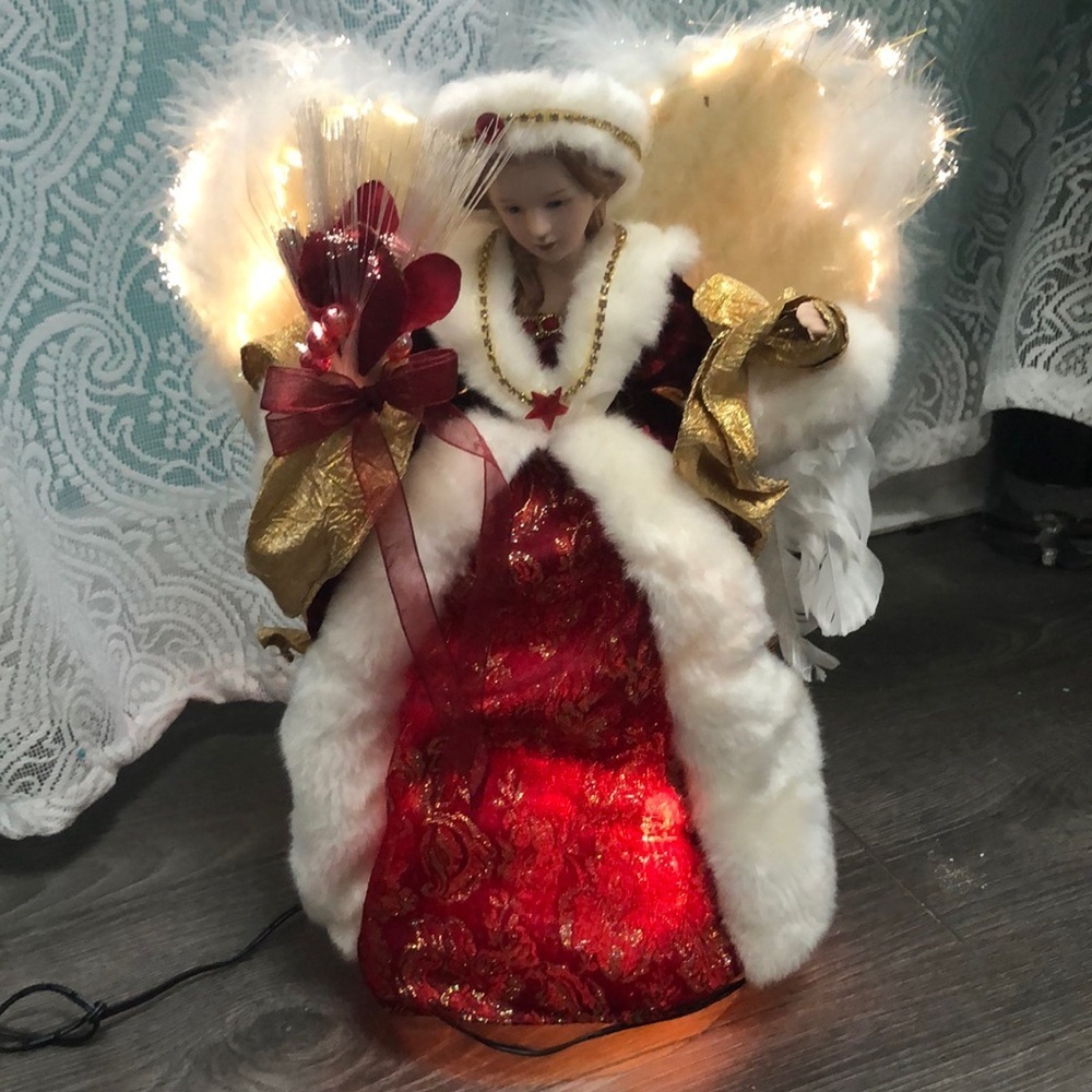 Christmas Collectors Choice Fiber Optic Light Up Angel 15" Tall